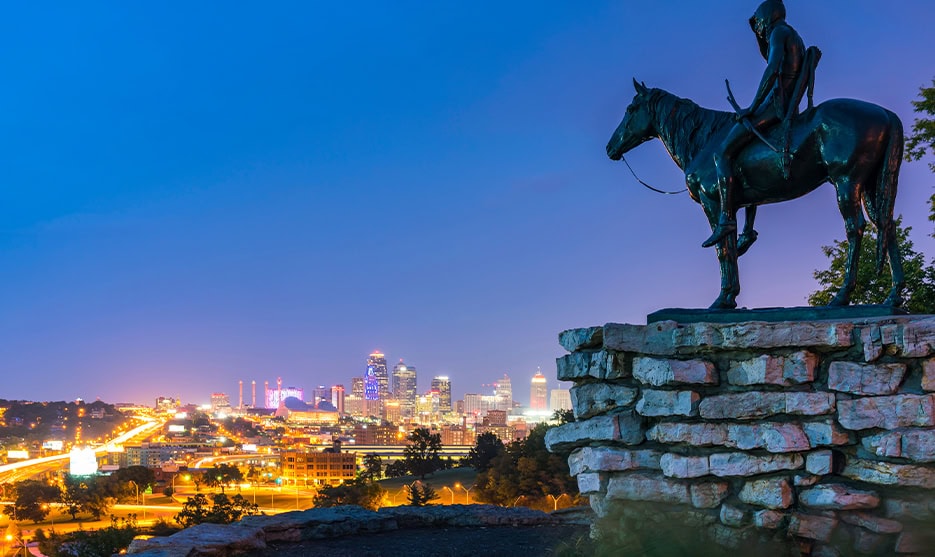 Scout Statue Kansas City Missouri Skyline Night View
